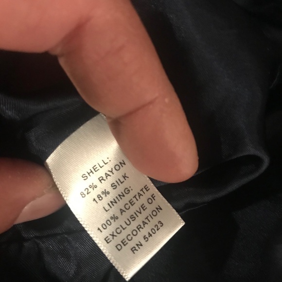 Banana Republic velvet blazer - Picture 7 of 8